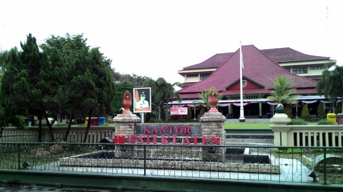Bupati ditangkap KPK, Gaji Belasan Ribu PNS Klaten tertunda