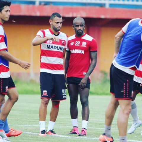 Madura United di Pastikan Lolos 8 Besar.