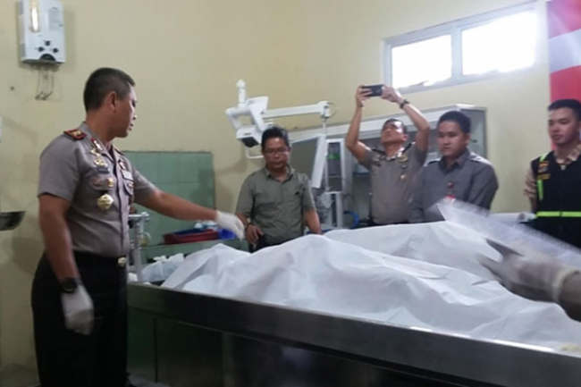 Nekat tabrak Polisi dengan mobil, 2 Bandar Narkoba Ditembak mati