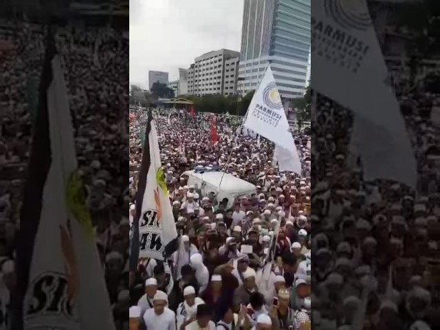 Orasi Habib Rizieq Shihab dalam aksi 212 Jilid 2