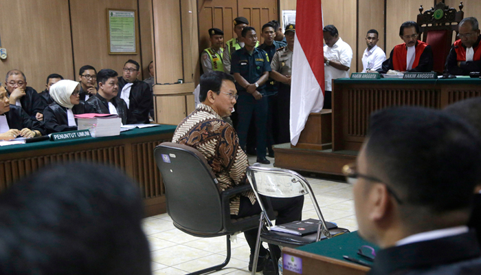 Aneh, Sidang Pembacaan Pledoi Ahok Boleh di Siarkan Langsung