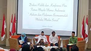 Ini Fatwa Lengkap MUI dalam Bermuamalah di Media Sosial