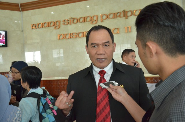 Dewan: Paket Kebijakan Ekonomi Jokowi Gagal
