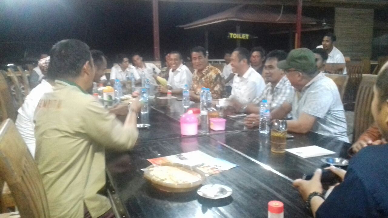 Amran Sulaiman Ajak Pemuda Gempita Sultra Bekerja di Industri Tebu