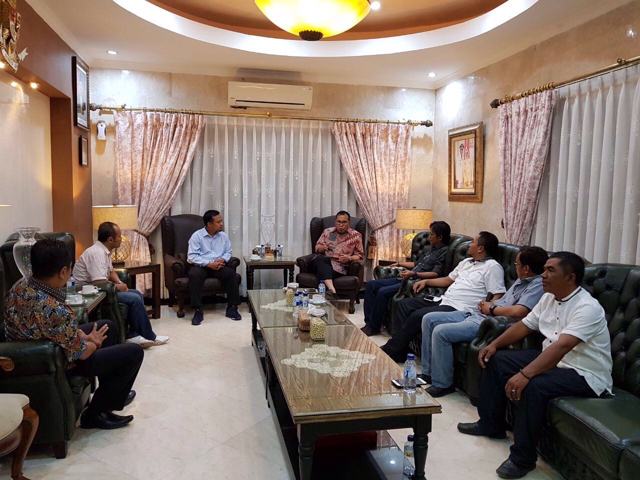 Pertemuan Andi Sudirman dan Wali Kota Makassar didasari nilai kekeluargaan