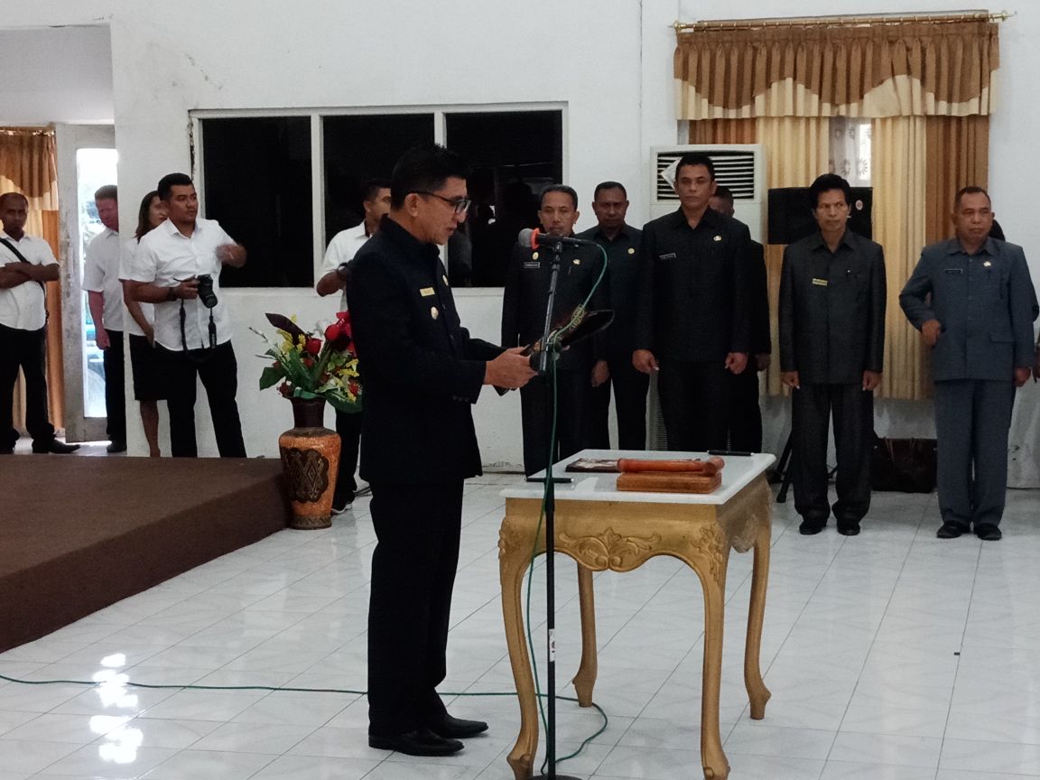 Bupati Belu Geser Pejabat Eselon Dua