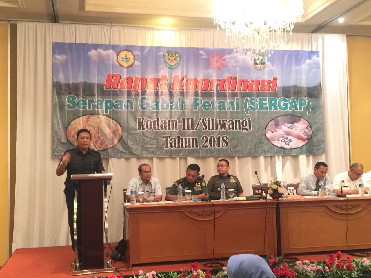 Jabar Siap Sergap 7.000 Ton Gabah Per Hari
