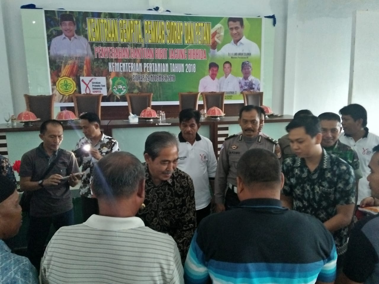 Ini Alasan Bupati Sidrap Sebut Mentan Amran Pahlawan Bagi Petani