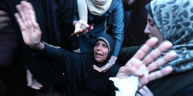 Warga Gaza Kubur Dua Pemuda Yang Tewas oleh Israel