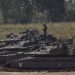 Israel Kerahkan Tank di Perbatasan Gaza Jelang Aksi Sabtu