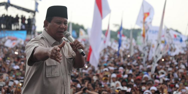 Prabowo: Kenapa Rakyat Tidak Boleh Gunakan Stadion Pakansari?