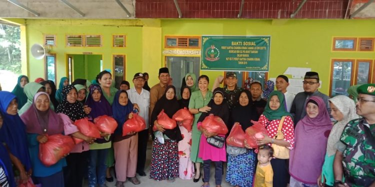 Persit Kartika Candra Kirana Kodim 0307 Tanah Datar Gelar Aksi Sosial