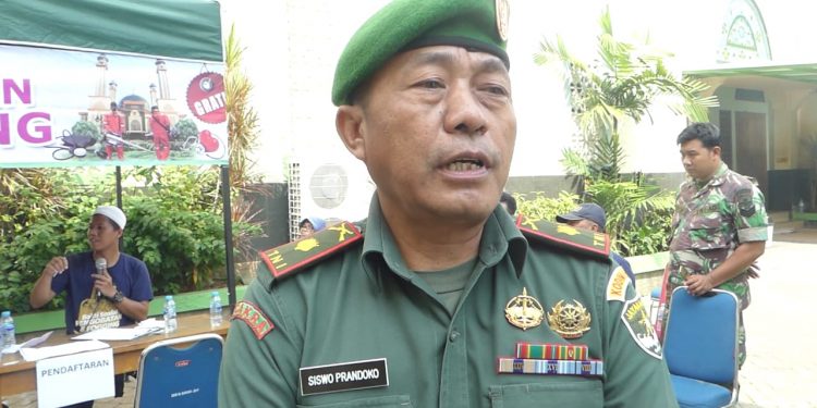 Danramil Apresiasi Pengobatan dan Fogging Gratis di Masjid Agung Bekasi