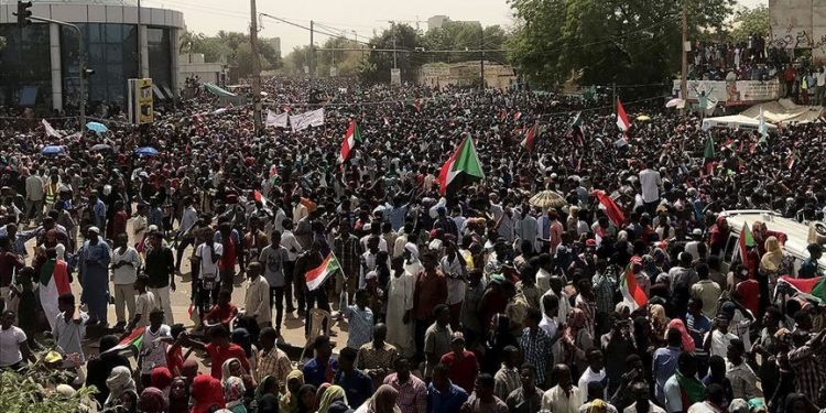 Jam Malam Berlaku, Demonstrasi Tetap Lanjut di Sudan