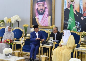 Dimasa Tenang, Jokowi dan Istri Berangkat Ke Arab Saudi