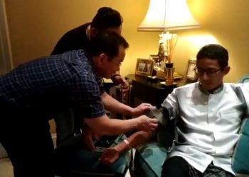Dokter: Sandi Alami Gangguan Lambung dan Tenggorokan