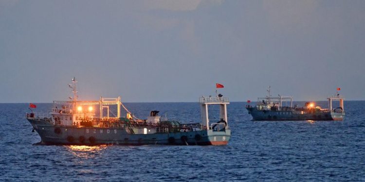 Menteri Susi Hentikan 7 Kapal Berbendera Tiongkok