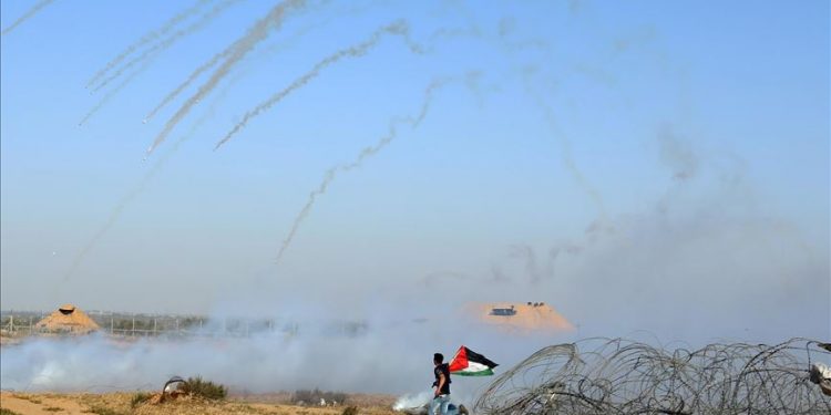 Warga Palestina Gelar Aksi di Zona Penyangga