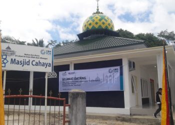 Di Mentawai, YBM-PLN Resmikan Masjid Cahaya