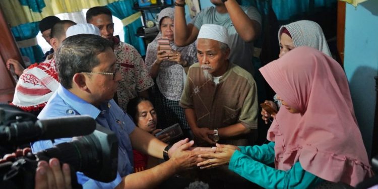 Ketua DPR Kunjungi Keluarga Korban Kerusuhan 22 Mei Dini Hari