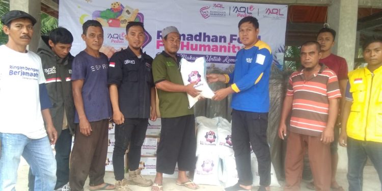 AQL PEDULI – WMI Bagikan 1000 Paket “Ramadhan Food For Hummanity” di Palu