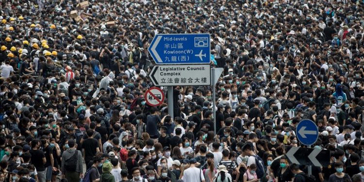 Protes Anti-Ekstradisi Berubah Ricuh di Hong Kong