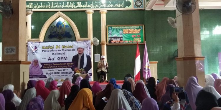 Salimah Gelar Halalbihalal Bersama Majelis Taklim dan Aa Gym