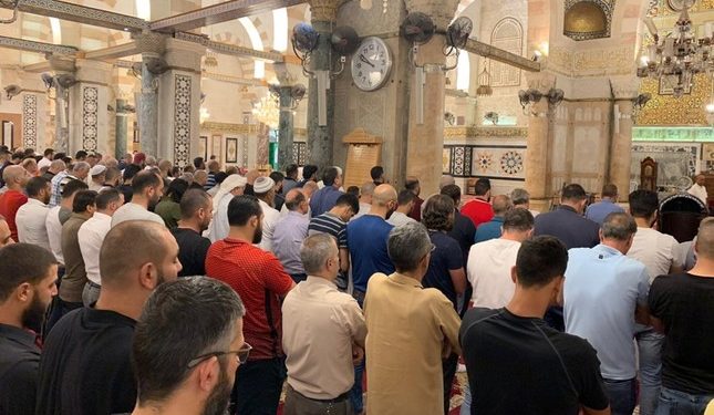 Shalat Ghaib untuk Mursi Digelar di Al-Aqsha