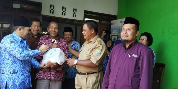 Puncak Hari Lansia Nasional di Semarang, Dimeriahkan oleh Novi KDI