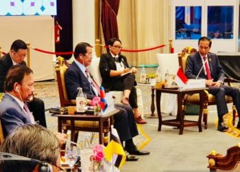 Jokowi Angkat Isu Rakhine State di Pertemuan retreat KTT ASEAN