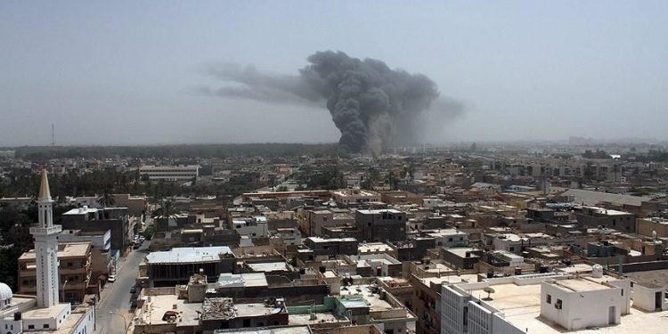 Pesawat Haftar Targetkan Kamp Pengungsi