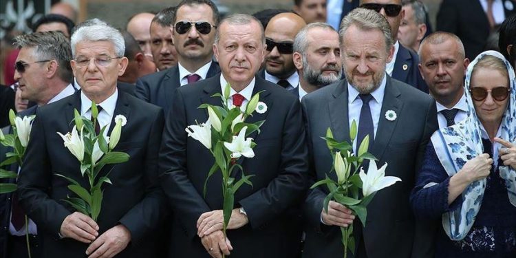 Erdogan: Sejarah Tak Akan Melupakan Genosida Srebrenica