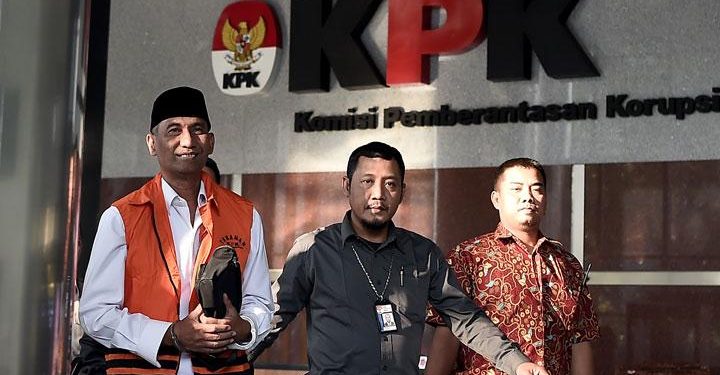 Terjaring OTT, KPK Tetapkan Bupati Kudus Sebagai Tersangka
