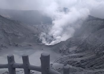 Taman Wisata Gunung Tangkuban Parahu Masih Tutup