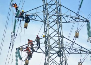 Buruh Tolak Pemotongan Gaji Karyawan PLN untuk Ganti Rugi