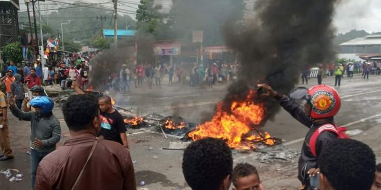 Rusuh Papua, Waspadai Para Pengail di Air Keruh