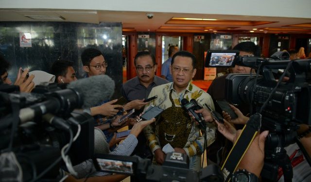 Ajak Tahan Diri, Ketua DPR Sebut Kasus Papua Bukan Persoalan Sederhana