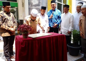 Walikota Bengkulu Gratiskan listrik dan PDAM untuk Masjid
