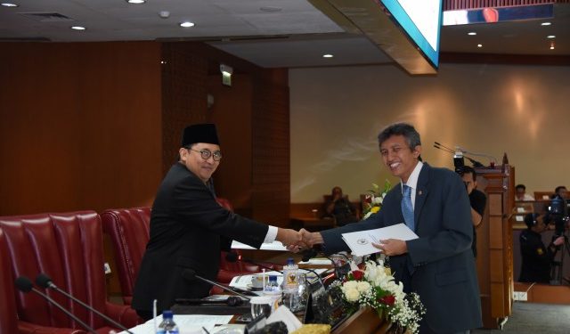 Prioritaskan Pekerja Indonesia, Pemerintah Diminta Batasi Tenaga Kerja Asing