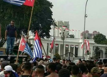 Demo di Jayapura Berujung Rusuh