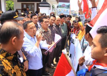 Demo Didepan DPRD Provinsi Bengkulu Suarakan Damai Untuk Papua