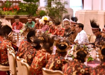 Bertemu Presiden, Tokoh Papua Sampaikan 10 Permintaan