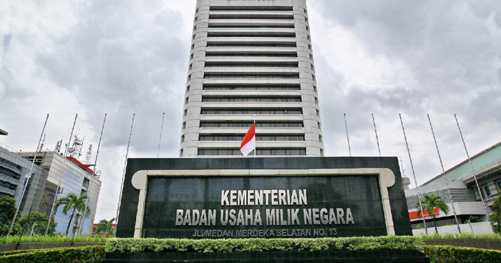 Presiden Jokowi Berikan Kesempatan 1000 Sarjana Papua Bekerja di BUMN