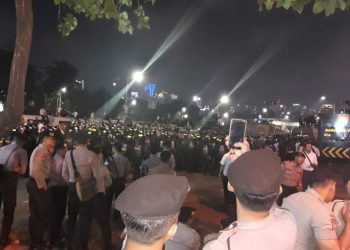 Mahasiswa Janji Aksi Lebih Besar di DPR pada Selasa