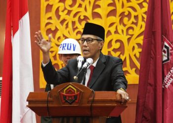 UIN Imam Bonjol Padang Wisuda Sarjana, Bupati Irdinansyah Tarmizi Berikan Orasi Ilmiah