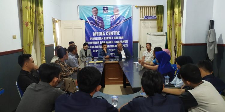 Kembalikan Berkas Kepartai PAN, Patrice Rio Capella: Bengkulu Butuh Pemimpin Revolusioner