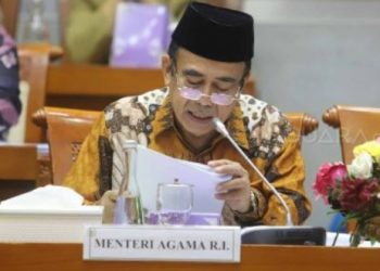 Usai Disemprit Dewan, Menag Minta Polemik Cadar Dan Celana Cingkrang Disudahi
