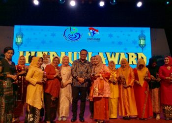 HIMPAUDI Award 2019, Ny. Emi Irdinansyah Terima Penghargaan Dari Pemerintah Pusat