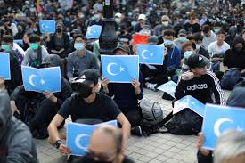 Demonstrasi Bela Uighur di Hongkong Dibubarkan Polisi