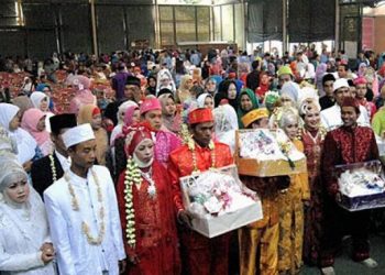 Nikah Massal Tetap berlangsung, Meski Jakarta Diguyur Hujan